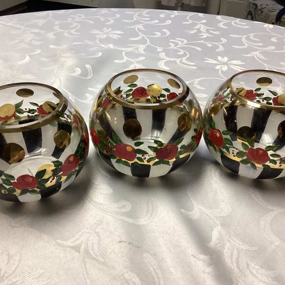 Mackenzie Childs MEDIUM ROSES. N STRIPES - Picture 4 of 8